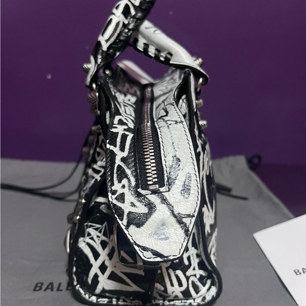 Balenciaga Black and White Graffiti Satchel - Picture 7 of 16